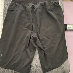 Men’s lulu lemon shorts